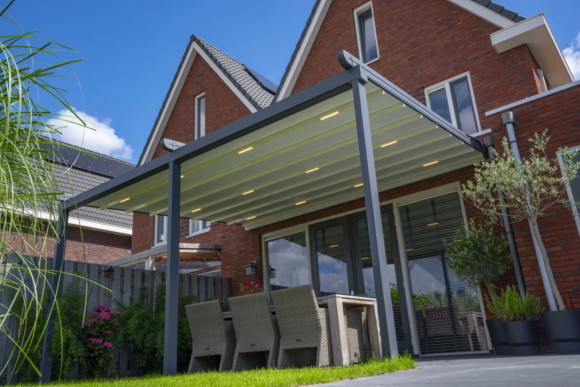 verdaca-vordach-ueberdachung-metall-alu_11